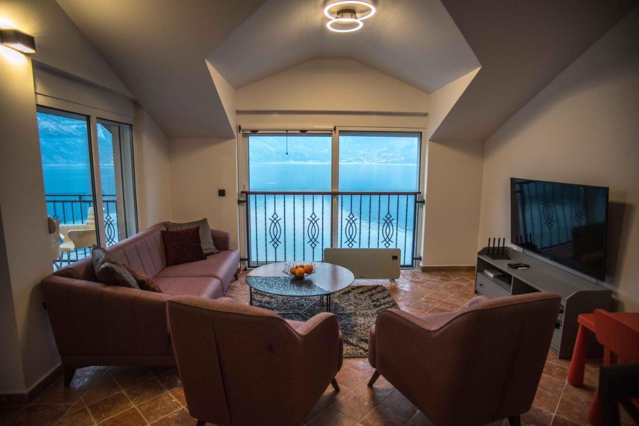 Modern Waterfront 3-Bed Apartment Donja Kostanjica Екстериор снимка